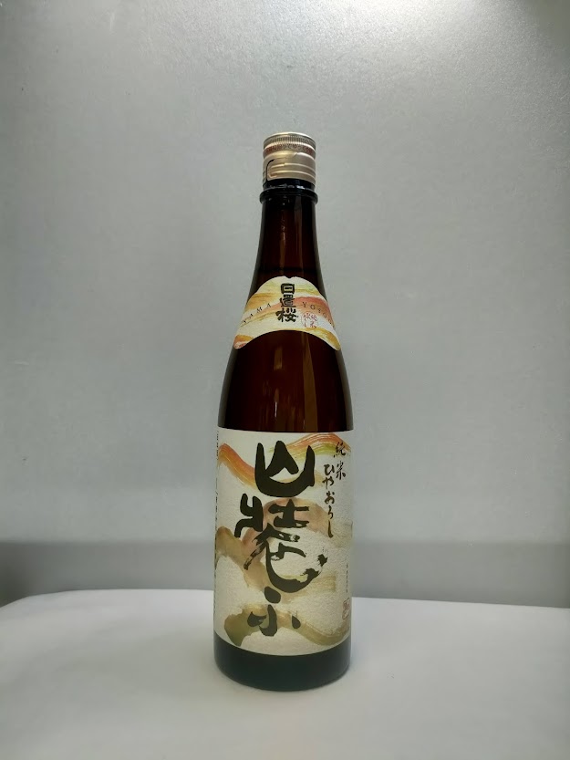 山装う　純米ひやおろし720ｍｌ